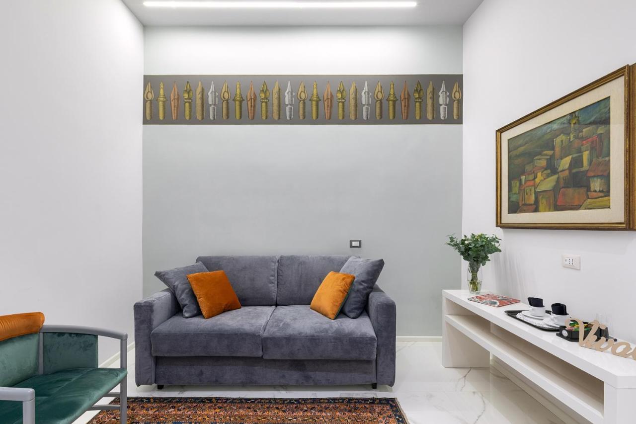 Cavour Suites Guest House โรม ภายนอก รูปภาพ