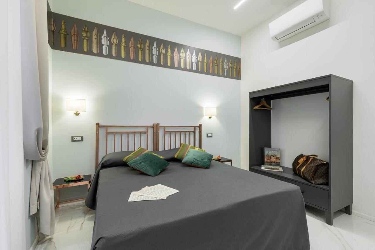 Cavour Suites Guest House โรม ภายนอก รูปภาพ