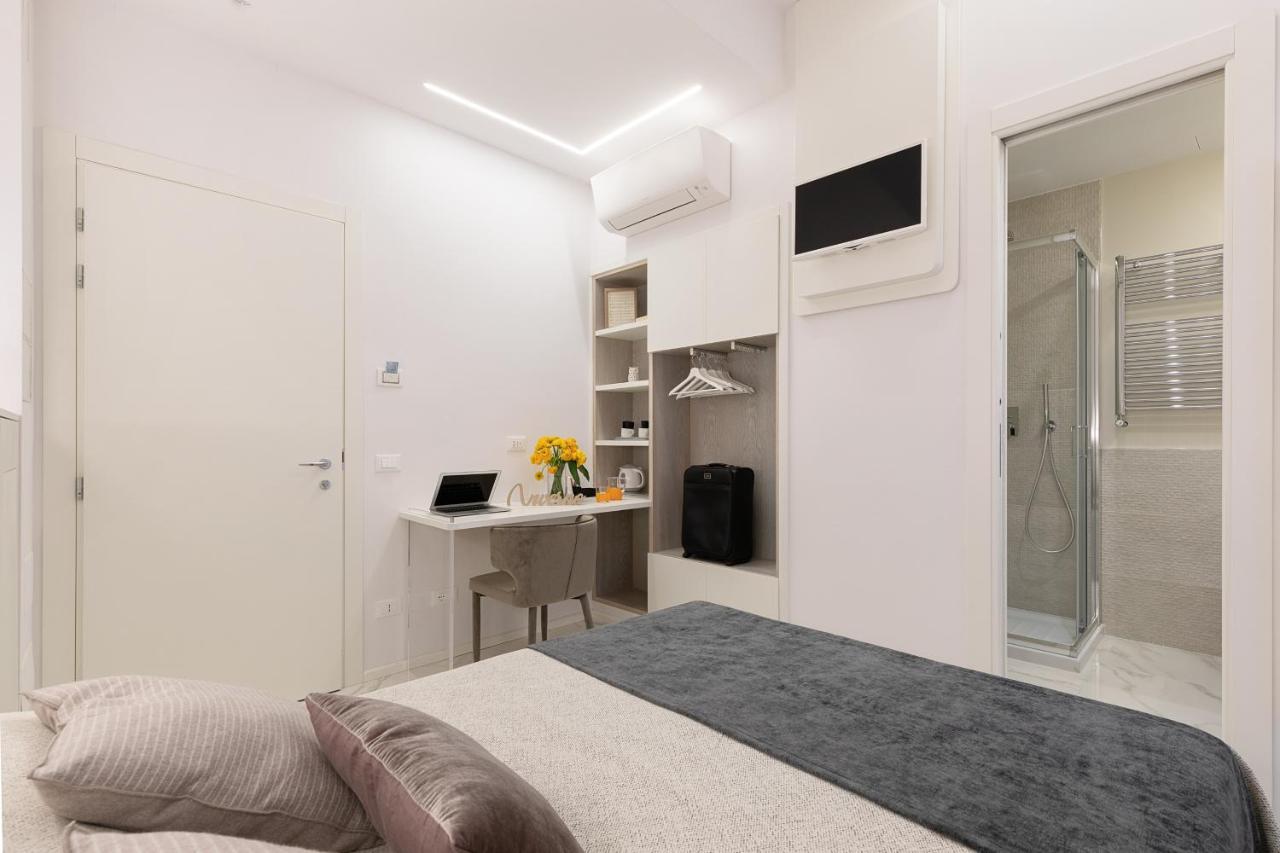 Cavour Suites Guest House โรม ภายนอก รูปภาพ