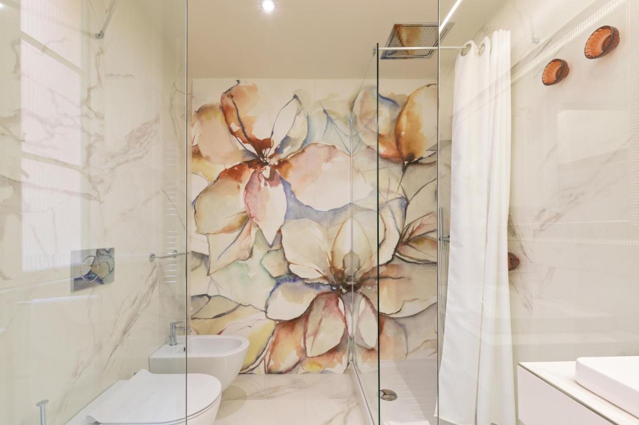 Cavour Suites Guest House โรม ภายนอก รูปภาพ