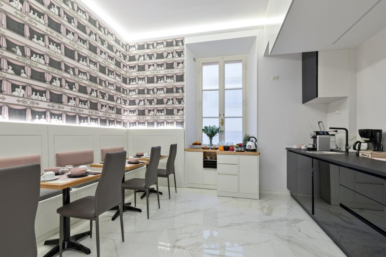 Cavour Suites Guest House โรม ภายนอก รูปภาพ