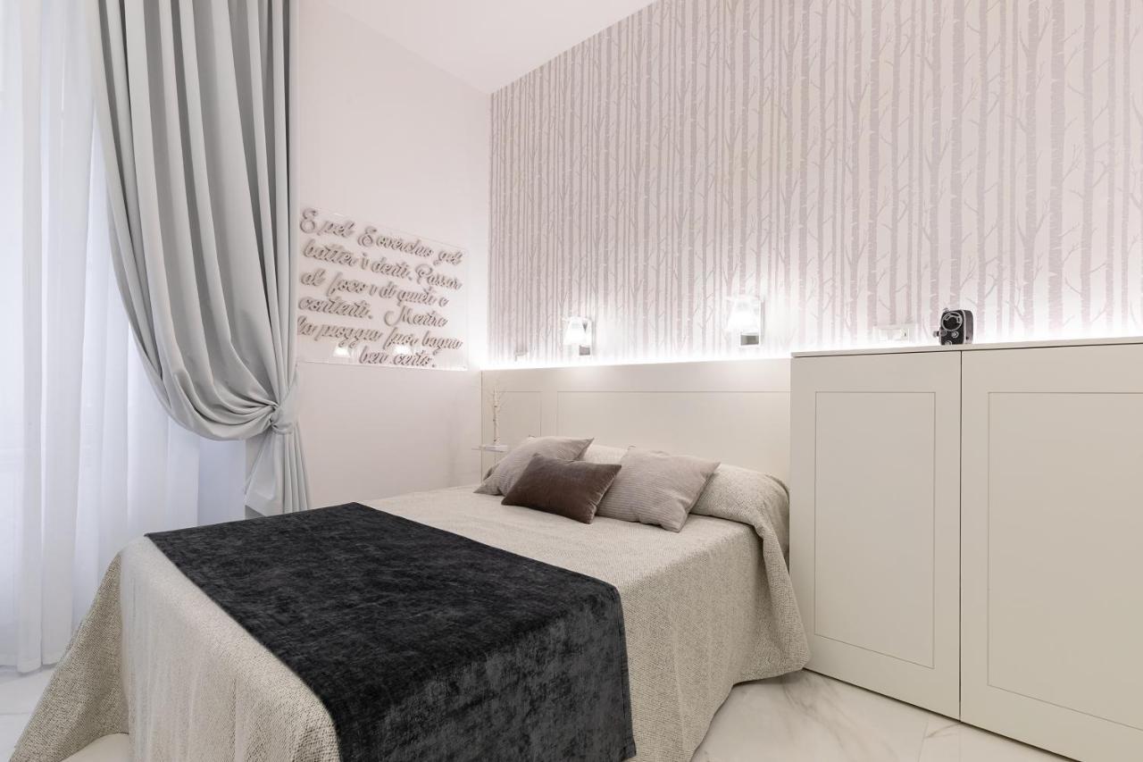 Cavour Suites Guest House โรม ภายนอก รูปภาพ