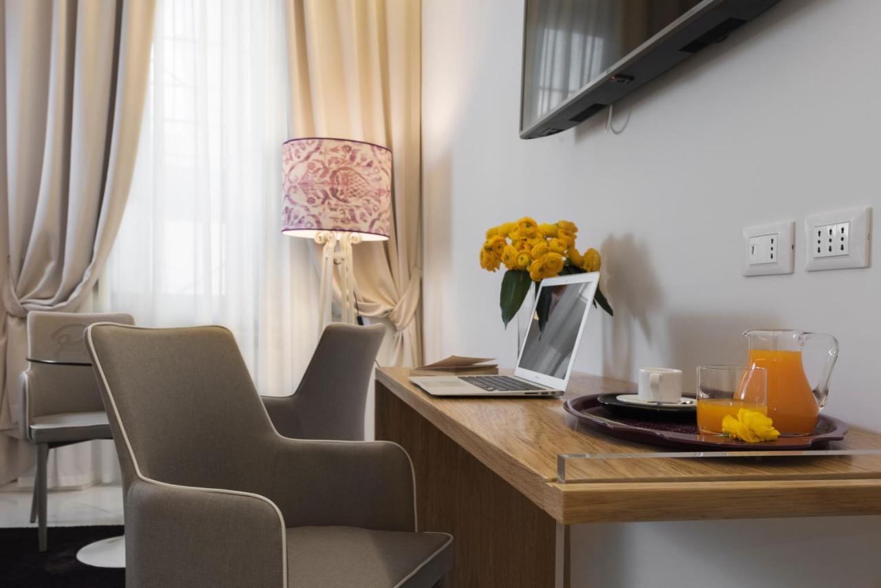 Cavour Suites Guest House โรม ภายนอก รูปภาพ